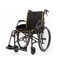Carrozzina leggera in magnesio ad autospinta NOVA Wimed pieghevole